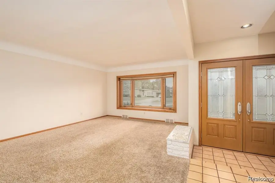 37357 Maas, Sterling Heights, MI  - #2