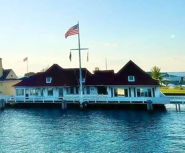 9963 S Channel Dr, Harsens Island, MI 48028