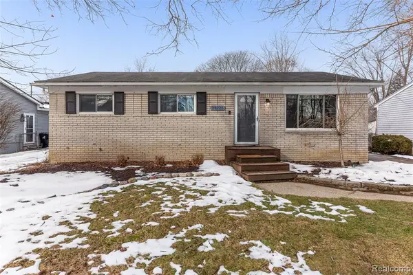 23225 Springbrook, Farmington, MI 