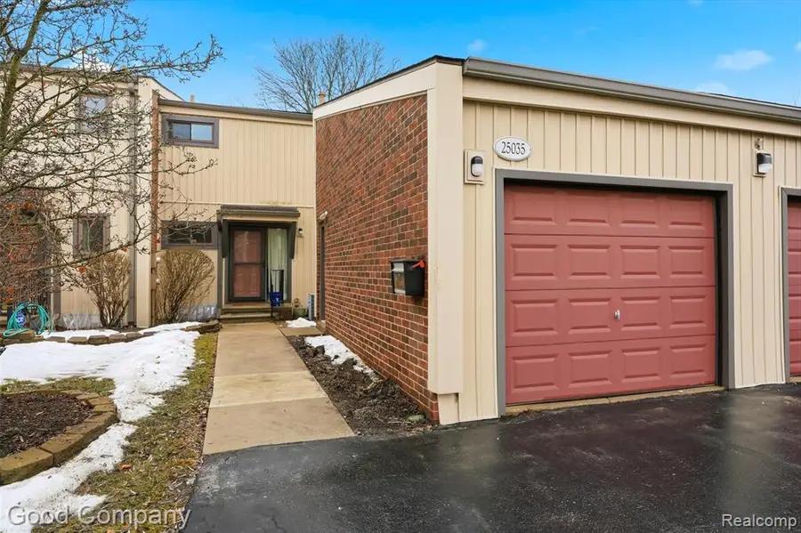 25035 Woodvale, Southfield, MI  - #2