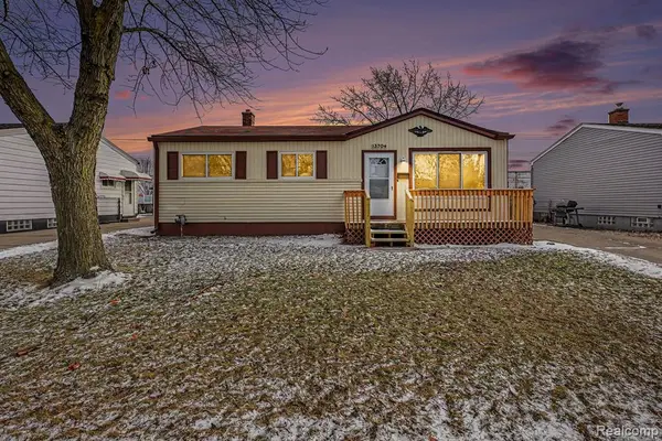 13704 Sherman, Warren, MI 48089