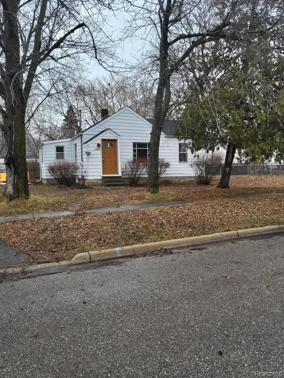 1409 James, Burton, MI  - #2