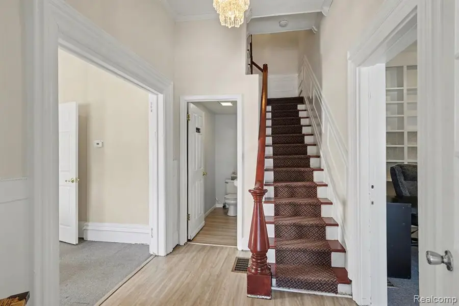 1031 N Washington, Lansing, MI 48906 - #3