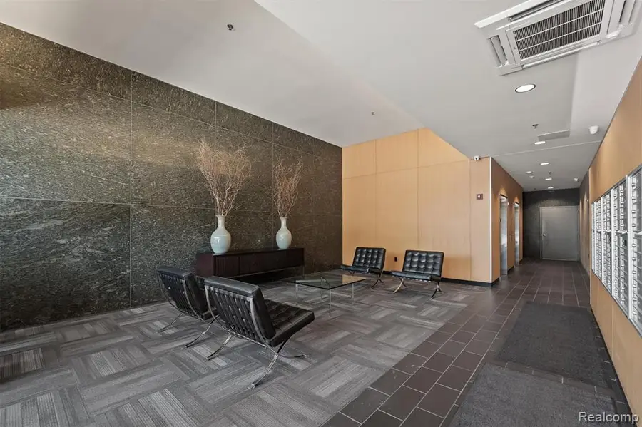 432 S Washington #1804, Royal Oak, MI  - #3