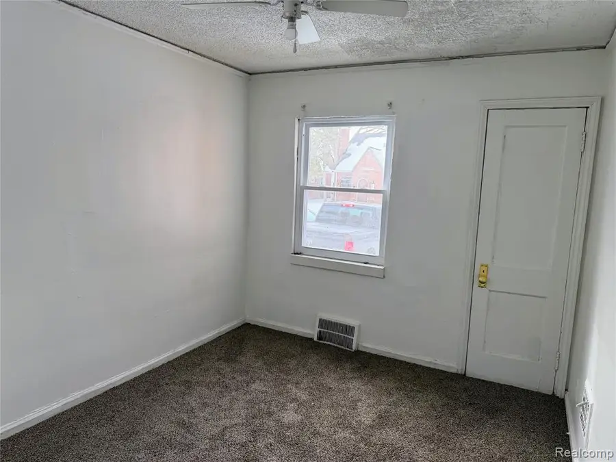 16572 Snowden, Detroit, MI 48235 - #3