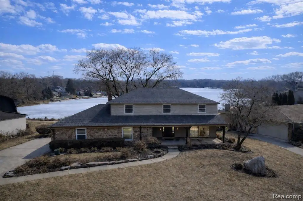 54832 Blue Cloud, Utica, MI  - #1