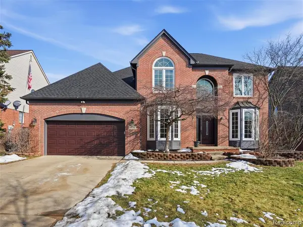 436 Wedington, Rochester, MI 