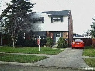 18259 Spring, Fraser, MI 