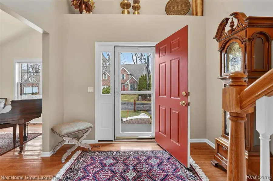 6152 Natures, Grand Blanc, MI  - #3