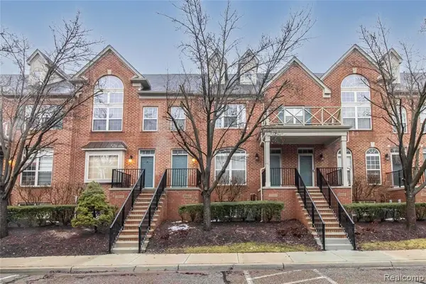 39465 Springwater, Northville, MI 