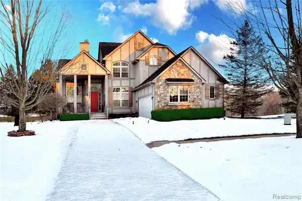 2344 Willow, Grand Blanc, MI 