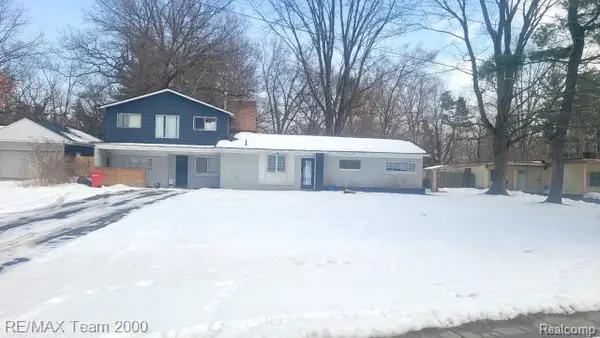 22164 Berg, Southfield, MI 
