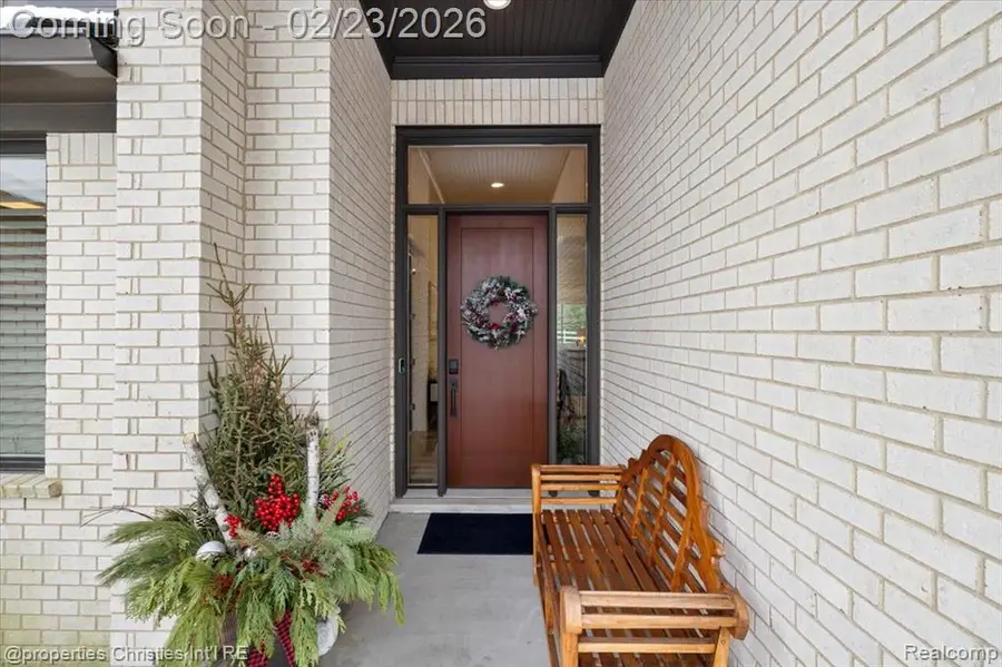 164 Timber Trace, Bloomfield Hills, MI  - #2