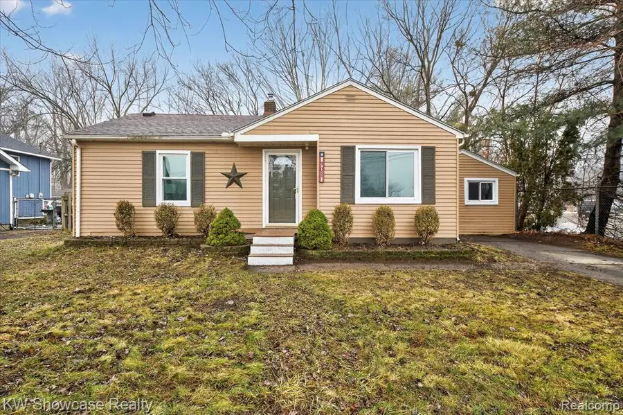 901 N Hix, Westland, MI  - #3