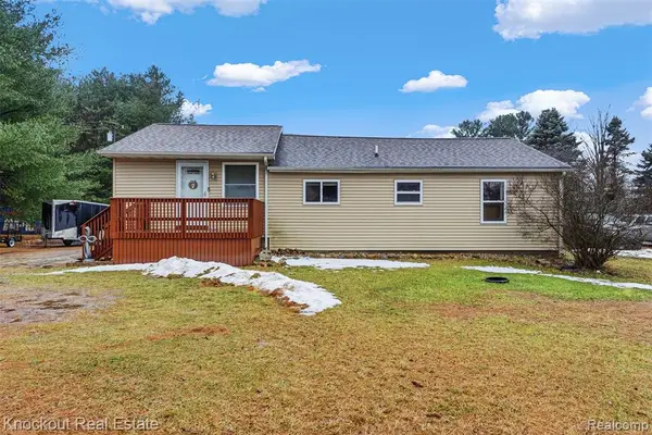 8052 Irish, Millington, MI 