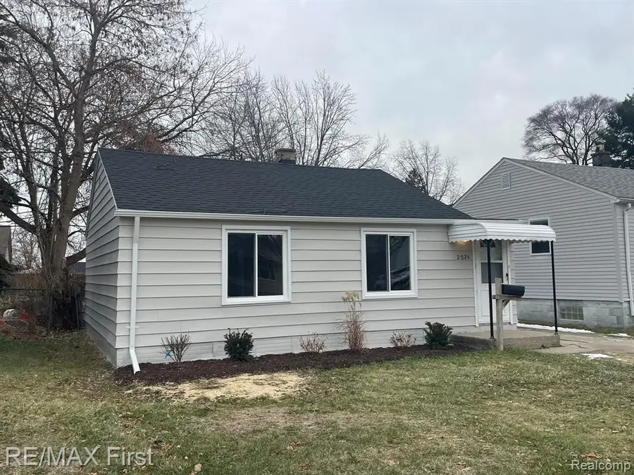 27124 Vance, Madison Heights, MI  - #3