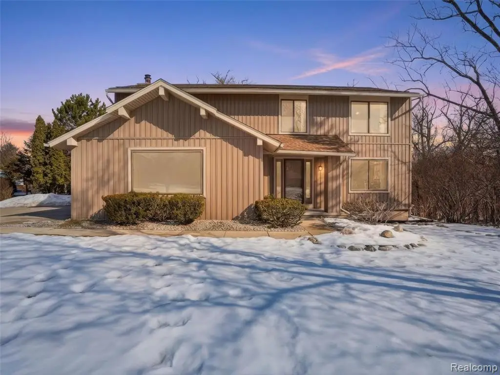 5585 Culpepper, West Bloomfield, MI  - #1