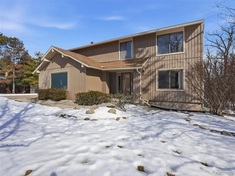 5585 Culpepper, West Bloomfield, MI  - #2