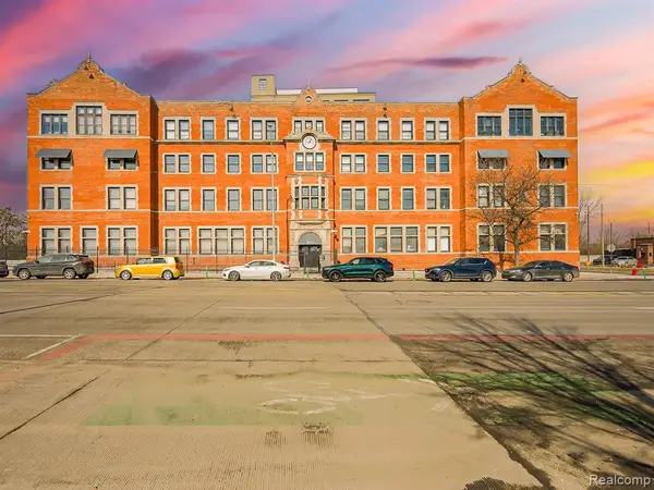 6533 East Jefferson #238, Detroit, MI 48207