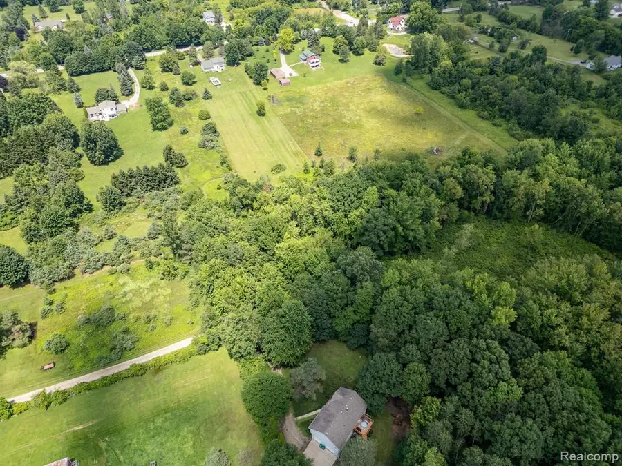 0000 Oakwood, Ortonville, MI  - #3