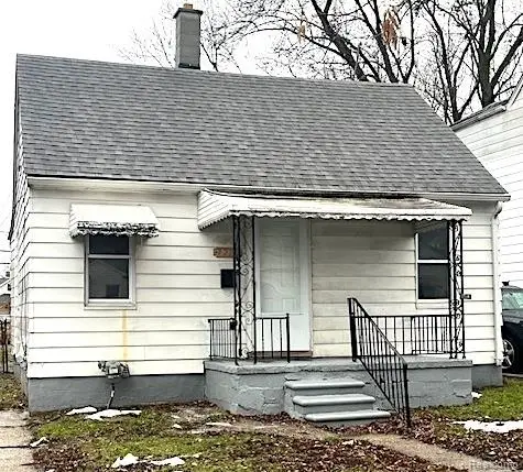 7228 Orchard, Warren, MI 