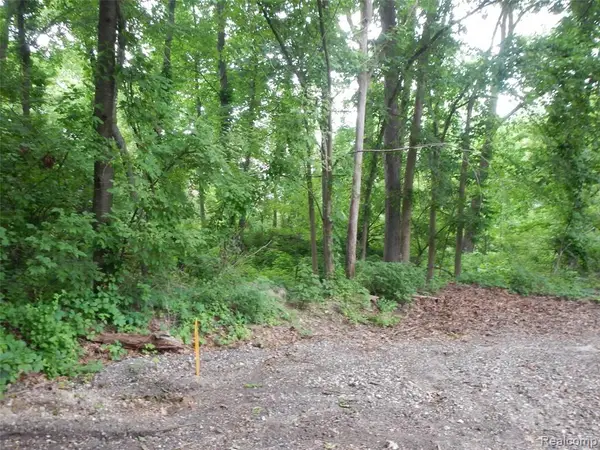 00000 Johnson Drive, Lake Orion, MI 48362