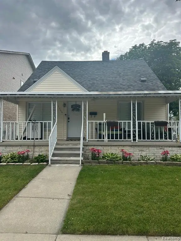 7705 Anthony, Dearborn, MI 