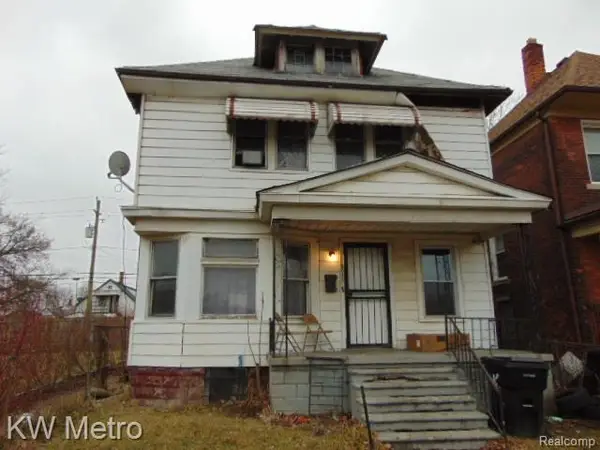 3015 Van Dyke, Detroit, MI 