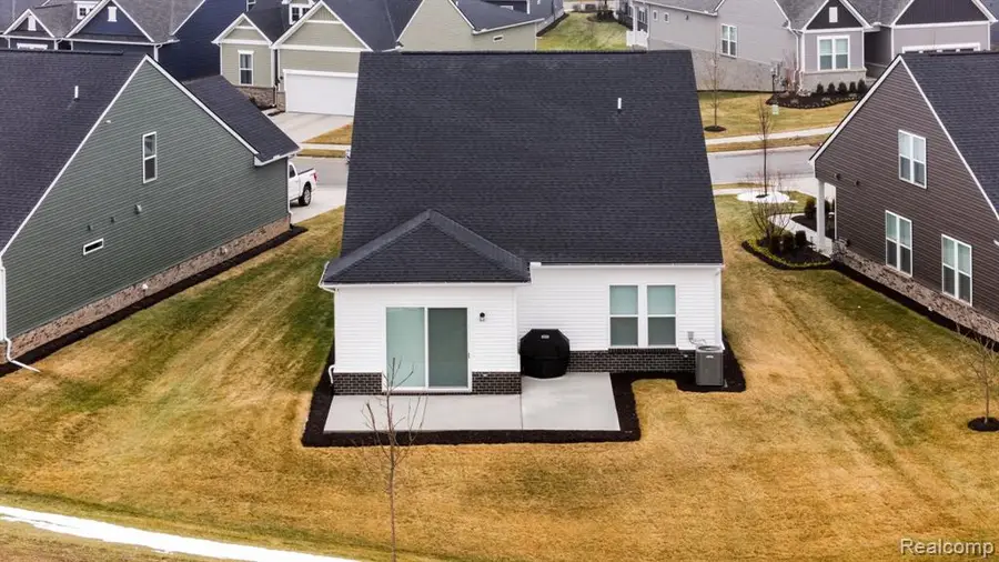 1617 Landings, Milford, MI 48381 - #2