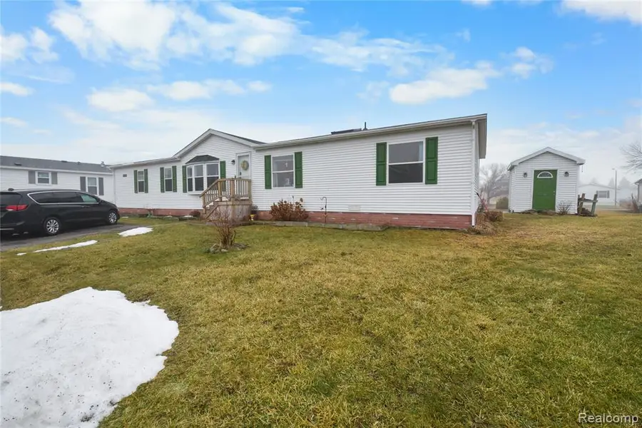 2330 Charter Oak, Newport, MI  - #2