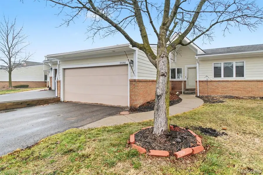 35050 Hillside, Farmington, MI  - #3