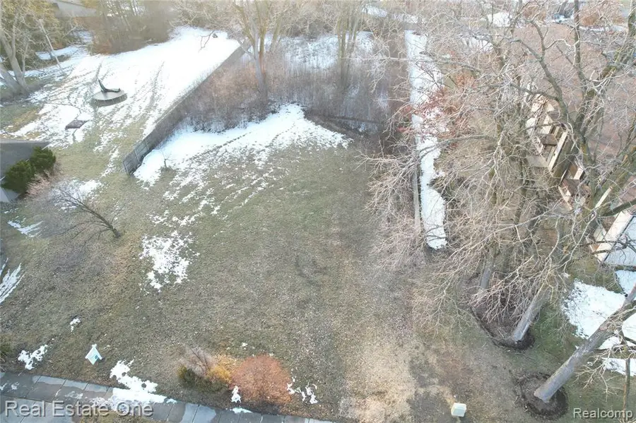 28819 Lahser, Southfield, MI 48034 - #2