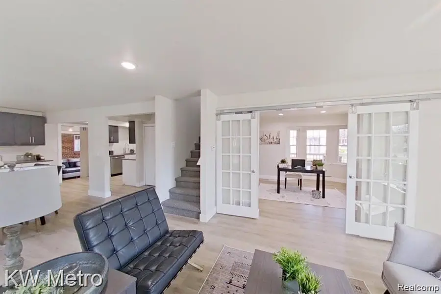 695 Livernois, Ferndale, MI  - #3