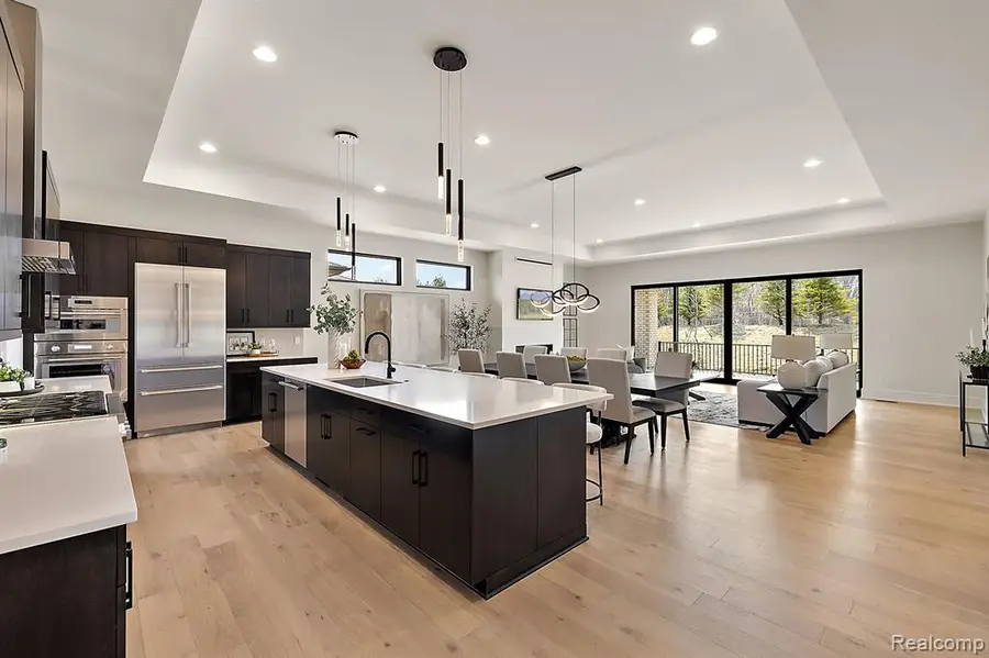 49351 Villa, Novi, MI 48374 - #3