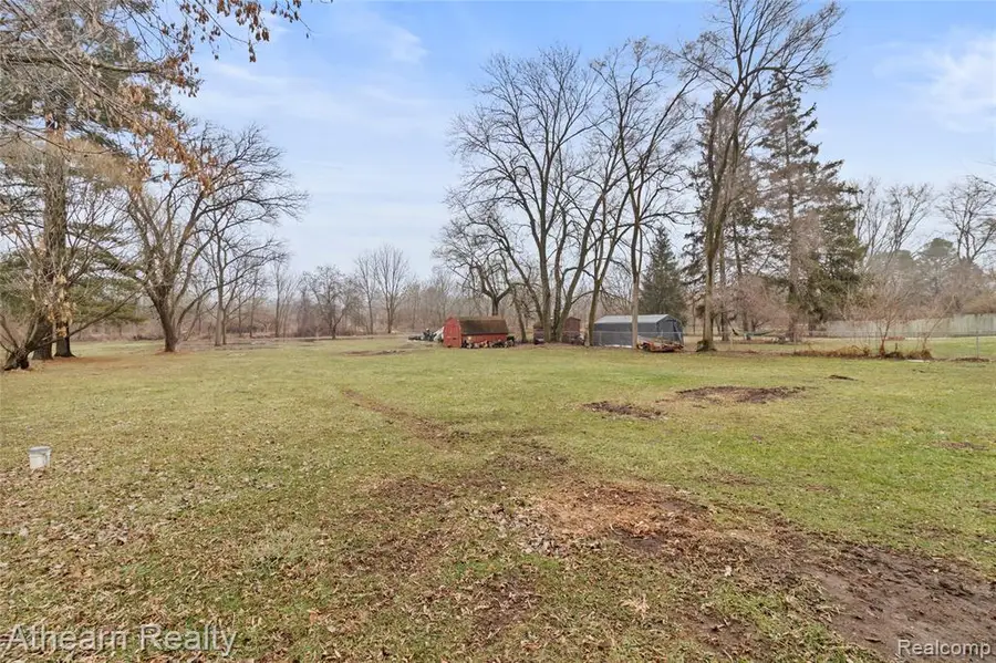 3053 Eastgate, Burton, MI 48519 - #3