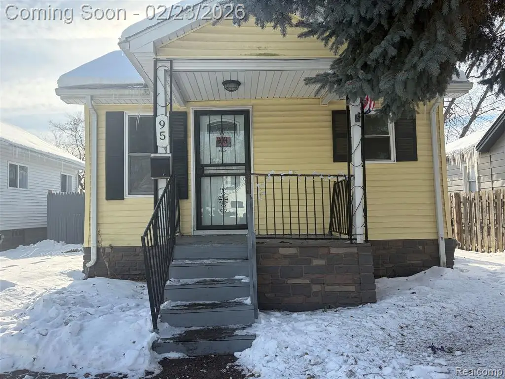 95 W Beverly, Pontiac, MI 48340 - #1
