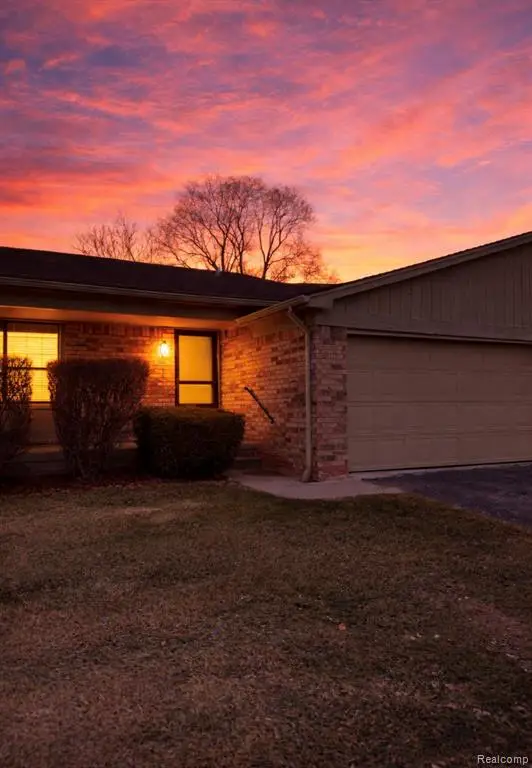 5561 Mansfield, Sterling Heights, MI  - #1