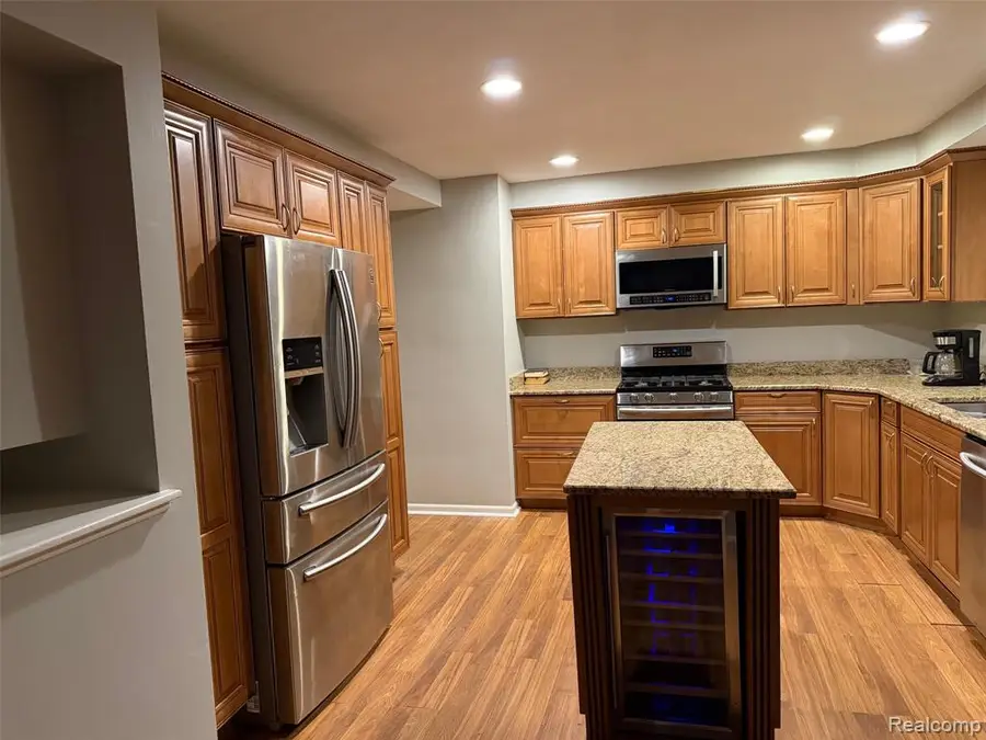 17617 Avilla Blvd, Lathrup Village, MI  - #3