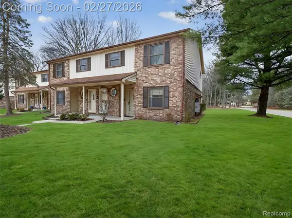 35652 Castlewood, Westland, MI 