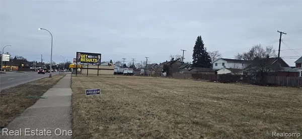 7800 Schaefer, Dearborn, MI 