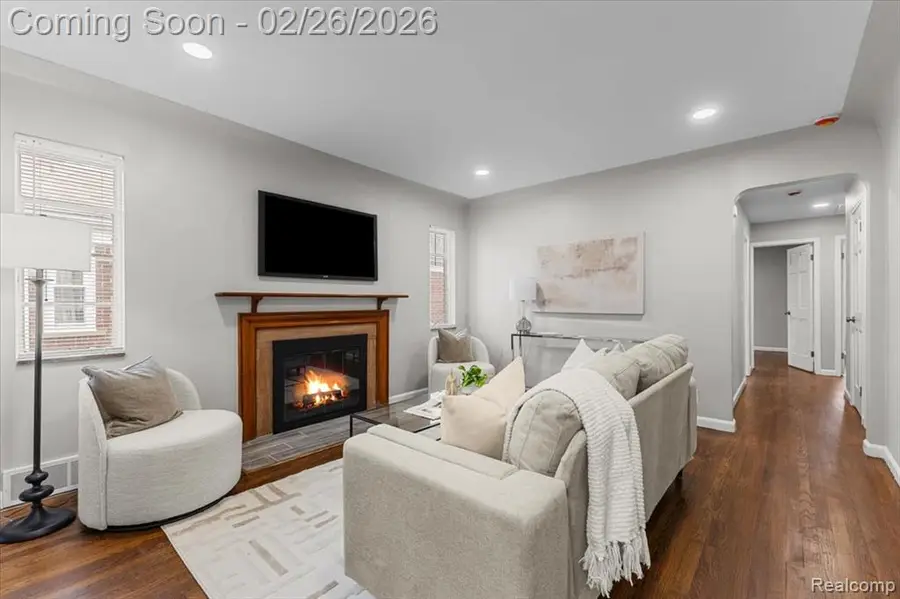 19134 Mallina, Grosse Pointe, MI  - #2