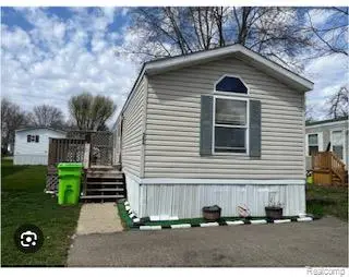 364 Tourangeau, Rochester Hills, MI 48307