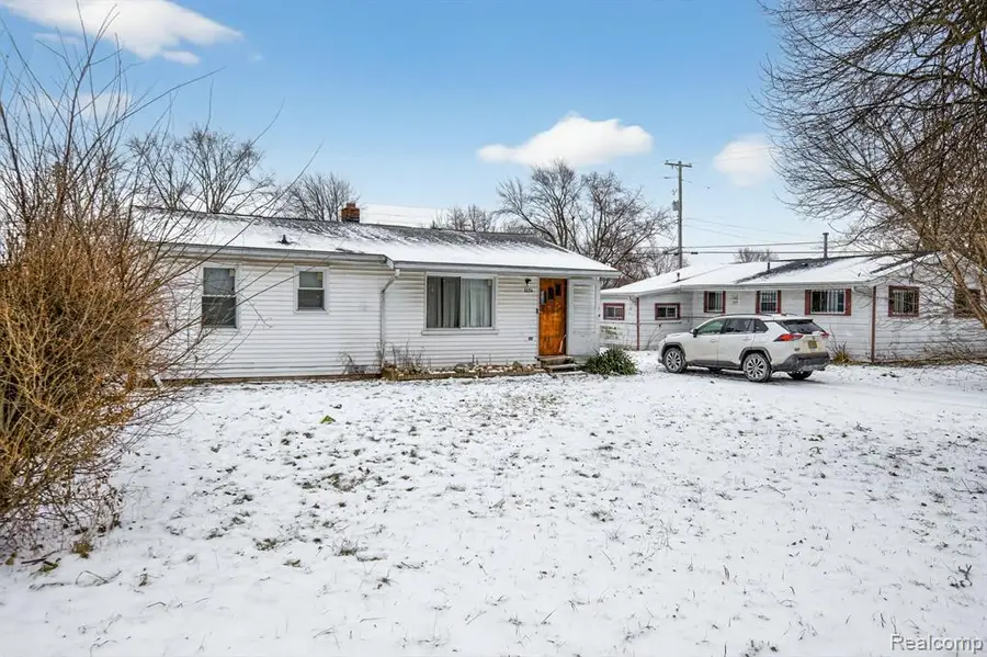 1024 S 24th, Saginaw, MI  - #2
