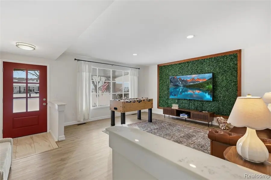 5518 Kimberly, Grand Blanc, MI  - #2