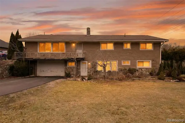 7975 Bendix, Brighton, MI 