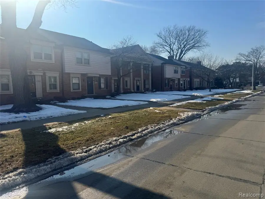 19648 Fleetwood, Harper Woods, MI  - #2