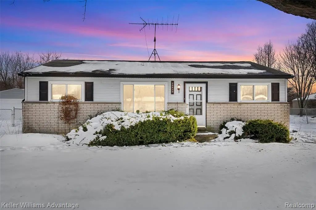 26529 Willow, Woodhaven, MI  - #1
