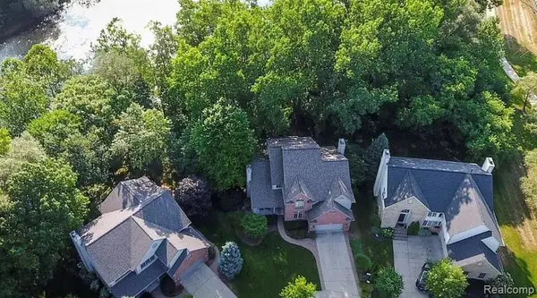 414 Roundview, Rochester, MI 