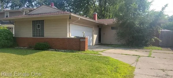 20120 Salisbury, Saint Clair Shores, MI 