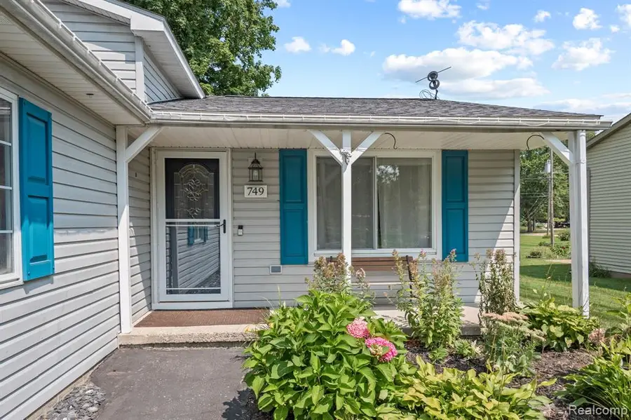 749 Mariday, Lake Orion, MI  - #3